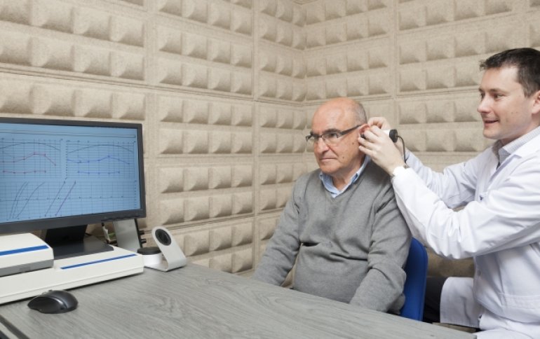 Kwalifikacje niezbędne, aby wykonywać badanie słuchu u dzieci i dorosłych