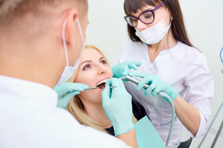 Asystent stomatologa - jakie są jego najważniejsze obowiązki?